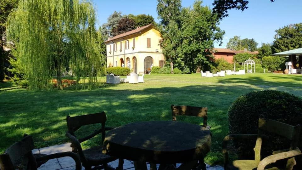 Villa Valentina Tradate Eksteriør billede